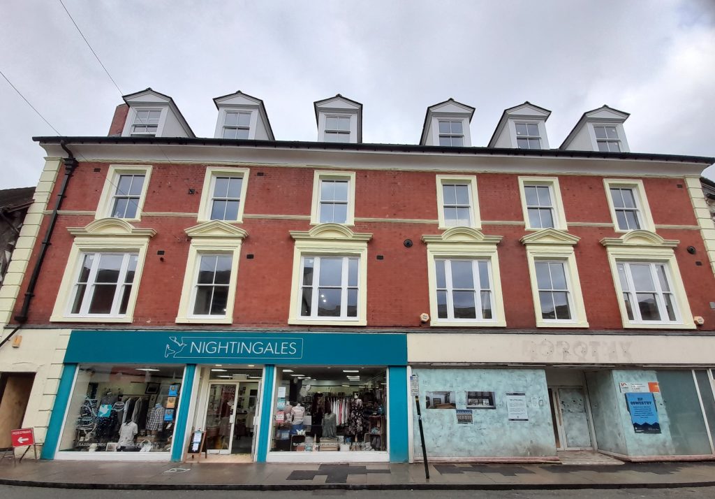 Cross Street, Oswestry building